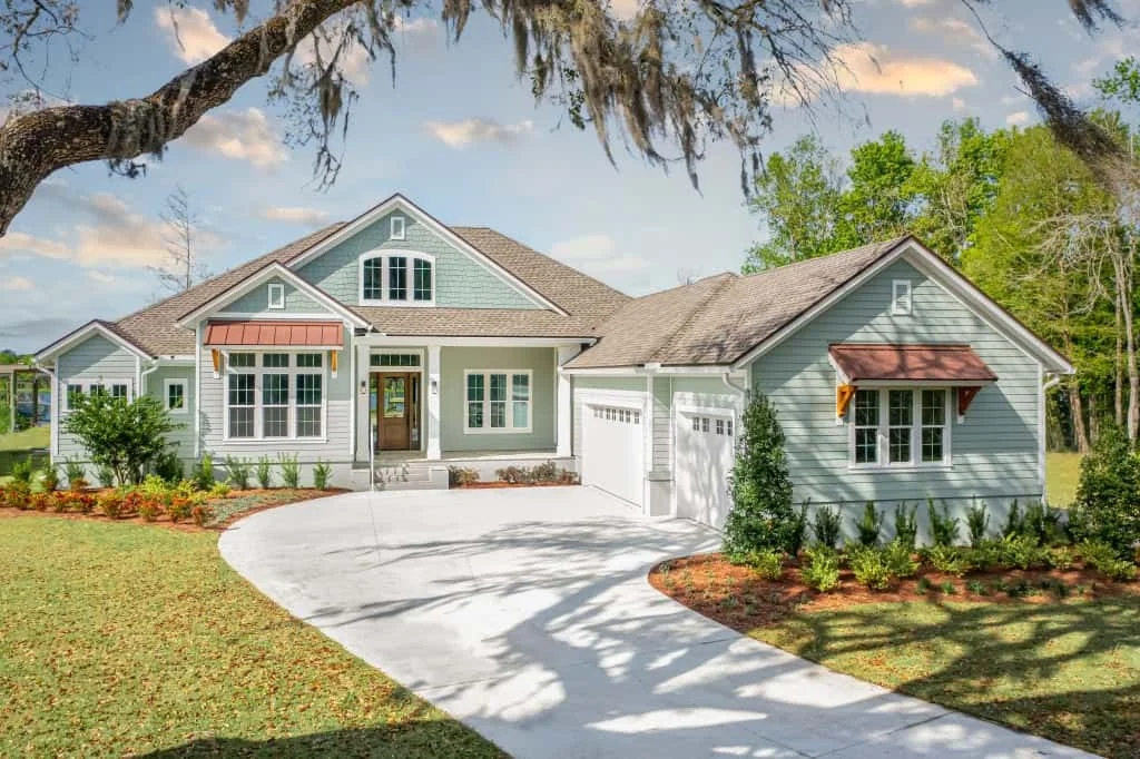 Buying Spec Homes vs Custom Homes: Which is Right for You?
