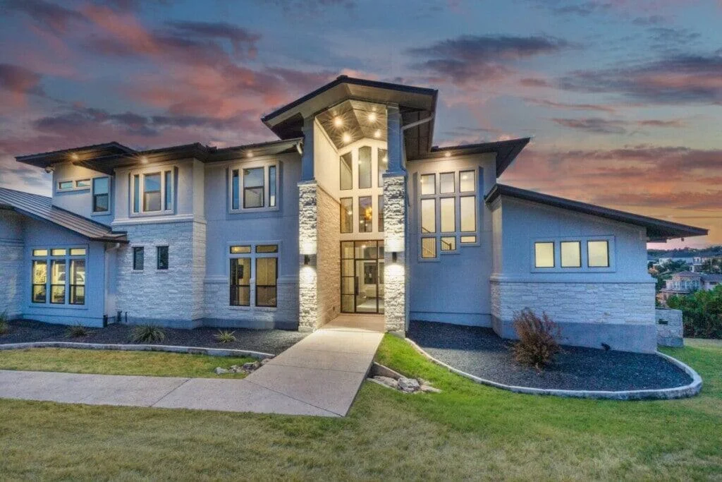 Should I Sell or Rent My House? Here’s How to Decide