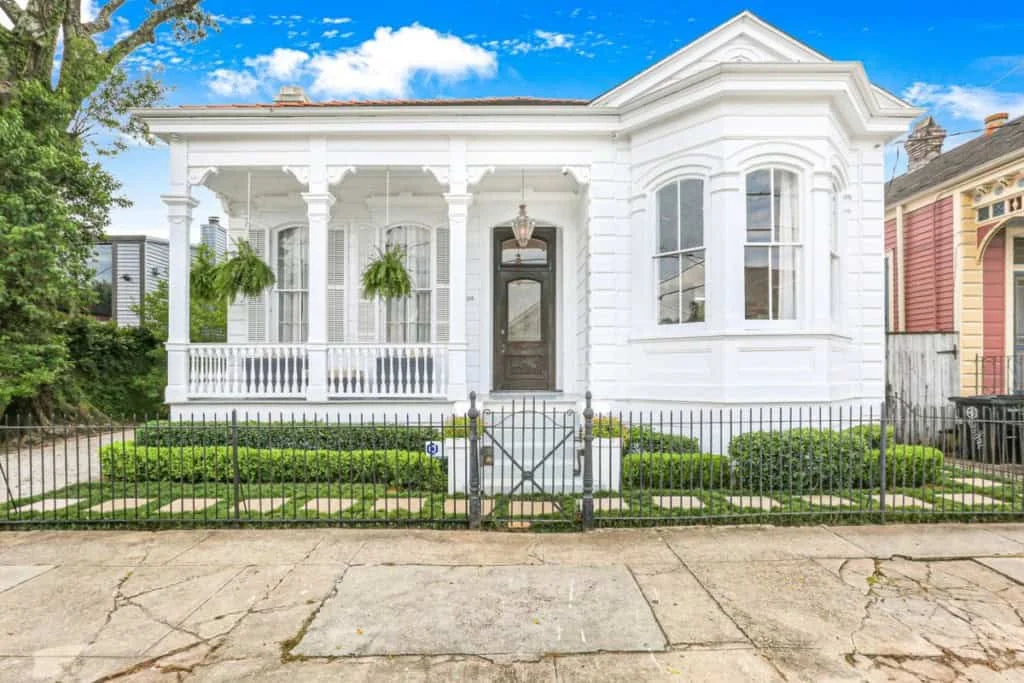 Essential Insights for Purchasing and Preserving a Historic Home